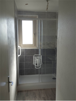 t4 à la location -   08000  CHARLEVILLE MEZIERES, surface 0 m2 location t4 - UBI479210204